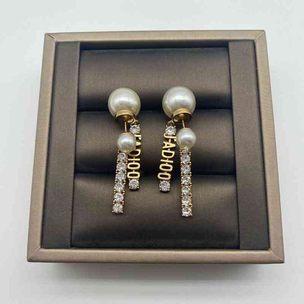 d / di home letter diamond inlaid pearl two wear temperament simple 925 silver needle female 2022 tide brand fashion design necklace bracele, Golden
d / di home letter diamond inlaid pearl two wear temperament simple 925 silver needle female 2022 tide brand fashion design necklace bracele, Golden