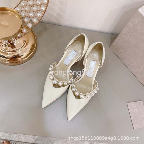dress shoes autumn pointed high-heeled women's shoes pearl one-line belt hollow patent leather single fairy wind scoop, Black
dress shoes autumn pointed high-heeled women's shoes pearl one-line belt hollow patent leather single fairy wind scoop, Black