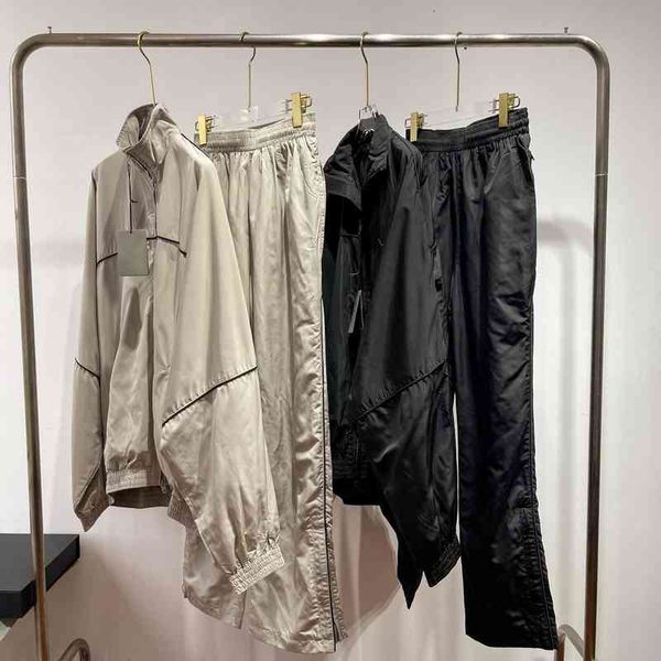 men's pants b's autumn and winter piping solid color versatile loose straight tube elastic men's women's casual pants, Black
men's pants b's autumn and winter piping solid color versatile loose straight tube elastic men's women's casual pants, Black