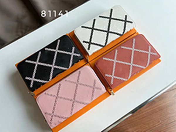 fashion luxury women's bag waterproof handbag original designer nylon wallet card holder ladies wallet clutch with box, Brown;gray
fashion luxury women's bag waterproof handbag original designer nylon wallet card holder ladies wallet clutch with box, Brown;gray