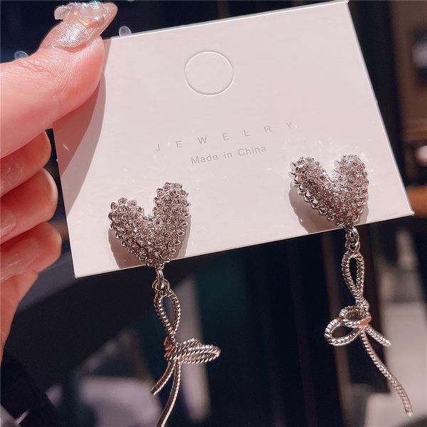 pink love earrings heavy metal heart earrings s925 silver needle cold wind light luxury, Golden;silver
pink love earrings heavy metal heart earrings s925 silver needle cold wind light luxury, Golden;silver