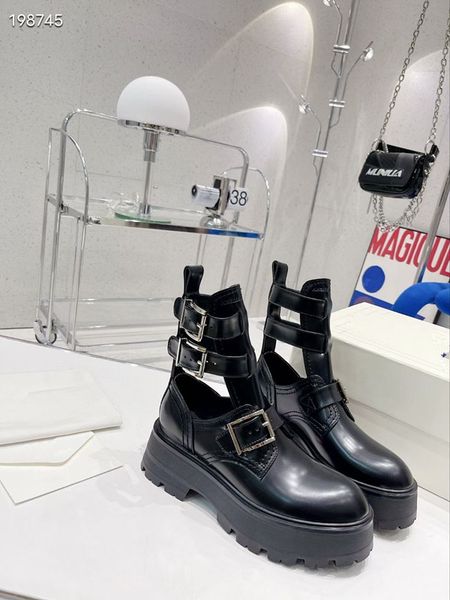 women's pre-fall catwalk cutout boots high heel genuine leather material unique style characteristics of beautiful appearance aging res, Black
women's pre-fall catwalk cutout boots high heel genuine leather material unique style characteristics of beautiful appearance aging res, Black