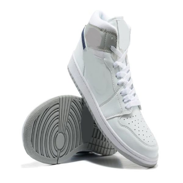 mid light smoke grey 1 1s basketball shoes high bred patent university blue dark mocha seafoam marina blue atmosphere fashion sneakers men t
mid light smoke grey 1 1s basketball shoes high bred patent university blue dark mocha seafoam marina blue atmosphere fashion sneakers men t