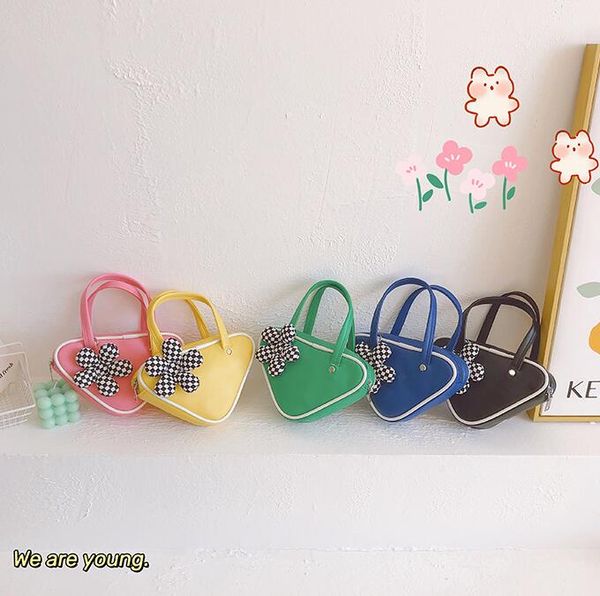 children chain handbag lovely flower baby bag triangle kindergarten girl bags mini kids purse, Black
children chain handbag lovely flower baby bag triangle kindergarten girl bags mini kids purse, Black