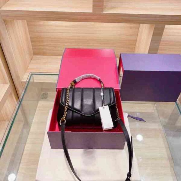 shoulder bags luxury brand purses fashion simple small square bag women's designer real leather chain mobile phone handbags
shoulder bags luxury brand purses fashion simple small square bag women's designer real leather chain mobile phone handbags