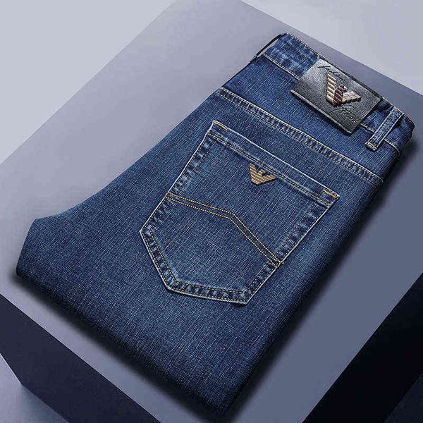 kong hong fashion brand high-end european washed blue jeans men in slim straight casual trend pants, Gray
kong hong fashion brand high-end european washed blue jeans men in slim straight casual trend pants, Gray