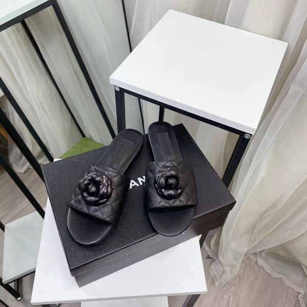 luxurys designer women slippers sandals leather beach slides slipper outdoor party classic sandal with box, Black
luxurys designer women slippers sandals leather beach slides slipper outdoor party classic sandal with box, Black