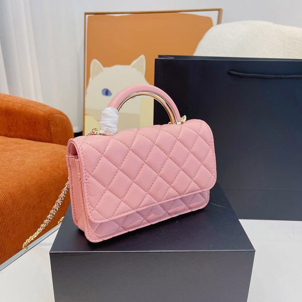 2022 luxurys designers bag tote handbag pu leather classic ladies lock shoulder bag 4 colors chain
2022 luxurys designers bag tote handbag pu leather classic ladies lock shoulder bag 4 colors chain