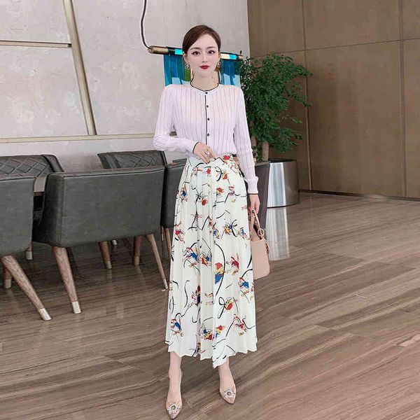 women's two piece pants temperament style celebrity women's clothing autumn single breasted striped sweater printed pleated long s, White
women's two piece pants temperament style celebrity women's clothing autumn single breasted striped sweater printed pleated long s, White