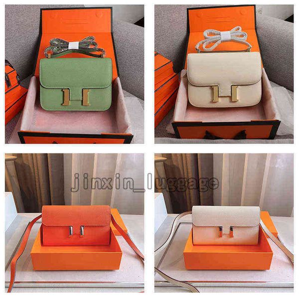 2022 luxury designer cross body bag handbag letter knitting double handle box package tote bags interior pocket lady fashion shoulder
2022 luxury designer cross body bag handbag letter knitting double handle box package tote bags interior pocket lady fashion shoulder