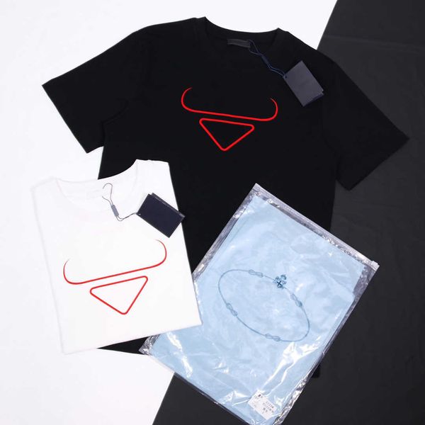 21ss most fashion t shirt men classic designer tees noble red triangle print year of the ox limited style 230 g combed cotton comfortable, White;black
21ss most fashion t shirt men classic designer tees noble red triangle print year of the ox limited style 230 g combed cotton comfortable, White;black