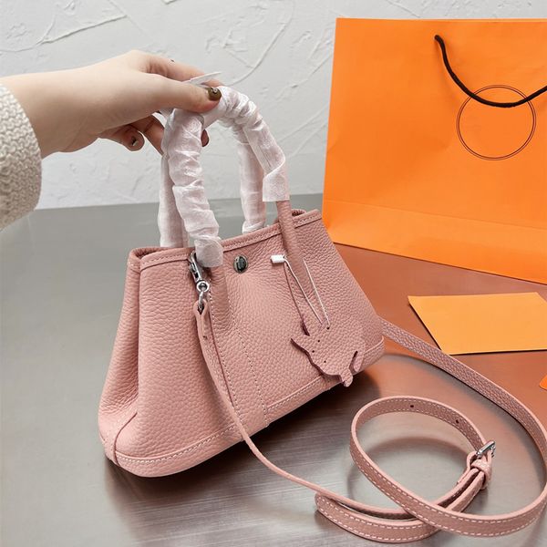 women tote bag berkin handbag luxury designer shoulder purse full-grain litchi pattern cowhide genuine leather messenger shopping crossbody
women tote bag berkin handbag luxury designer shoulder purse full-grain litchi pattern cowhide genuine leather messenger shopping crossbody