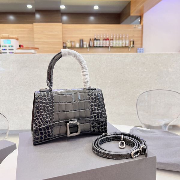 handbag designer wallet shoulder crossbody bag wallets handbags leather pure crocodile single handle women hourglass purses
handbag designer wallet shoulder crossbody bag wallets handbags leather pure crocodile single handle women hourglass purses