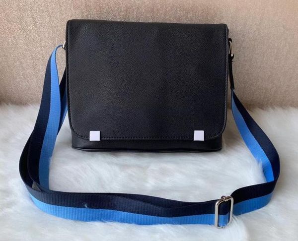 fashion men latest version leather bag men's messenger bag fashionable casual shoulder bags cross body lady totes handbags 33
fashion men latest version leather bag men's messenger bag fashionable casual shoulder bags cross body lady totes handbags 33