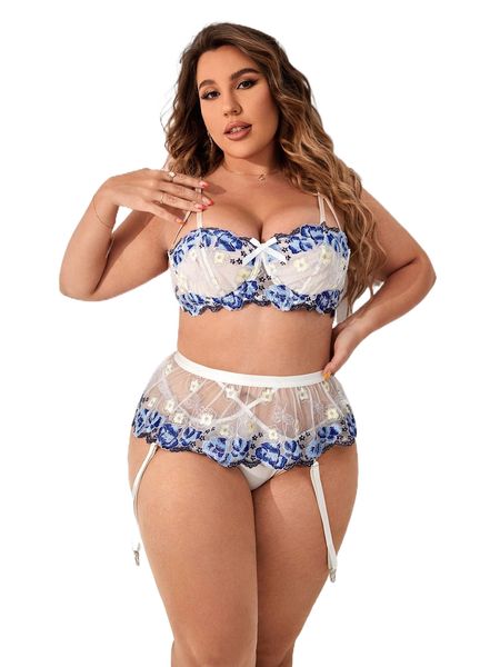 plus floral embroidery mesh bow front garter underwire lingerie set x7pa#, Black;white
plus floral embroidery mesh bow front garter underwire lingerie set x7pa#, Black;white