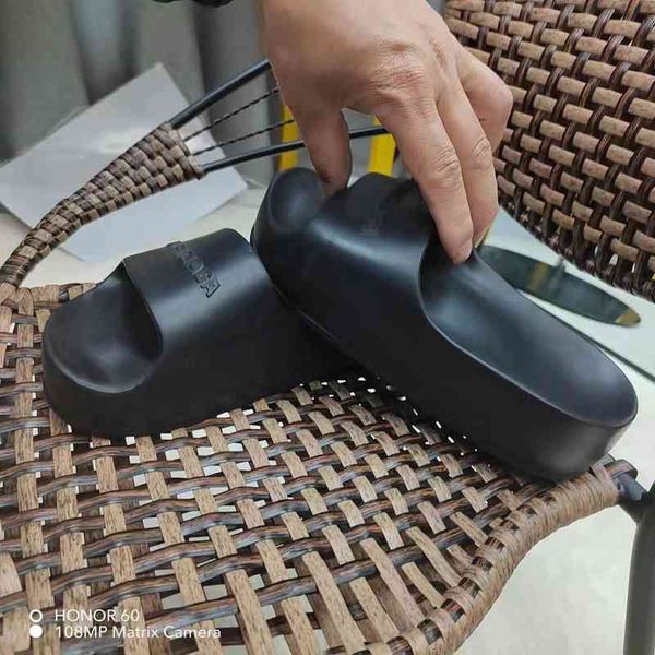 slippers luxury b paris rubber chunky sandals women's letter slippers flip flops 7vr6, Black
slippers luxury b paris rubber chunky sandals women's letter slippers flip flops 7vr6, Black