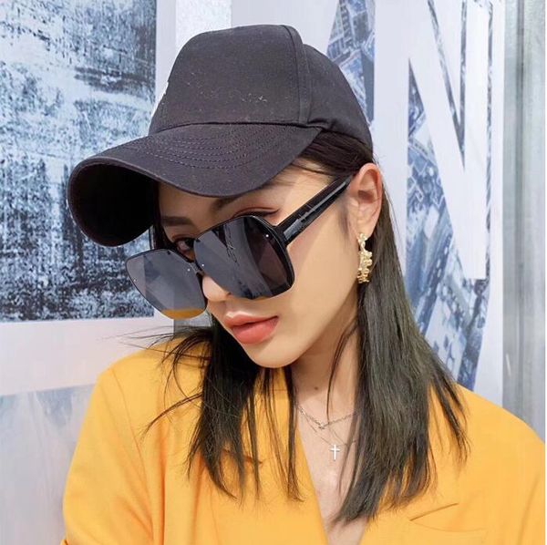 designer sunglasses women cat eye square frame polarized uv400 polaroid lens luxury eyewear fashion classic men travel beach island sun glas, White;black
designer sunglasses women cat eye square frame polarized uv400 polaroid lens luxury eyewear fashion classic men travel beach island sun glas, White;black
