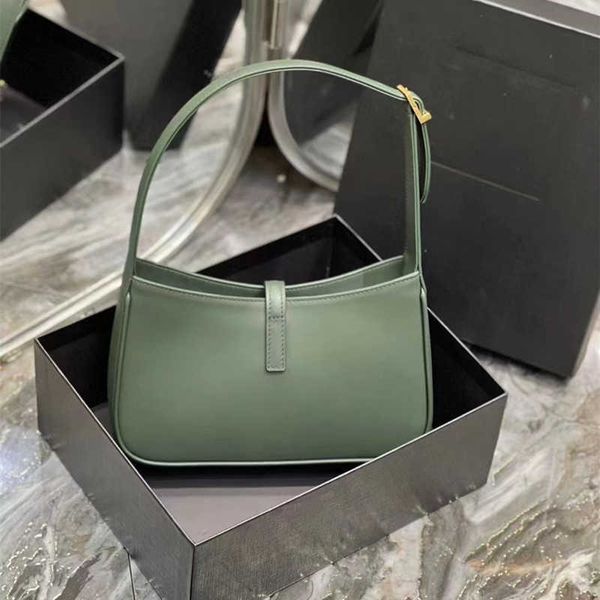 handbag 2021 crossbody designer s luxuries famous women bag tote purse genuine leather handbags beach wallet new colors metal letter hardwar
handbag 2021 crossbody designer s luxuries famous women bag tote purse genuine leather handbags beach wallet new colors metal letter hardwar