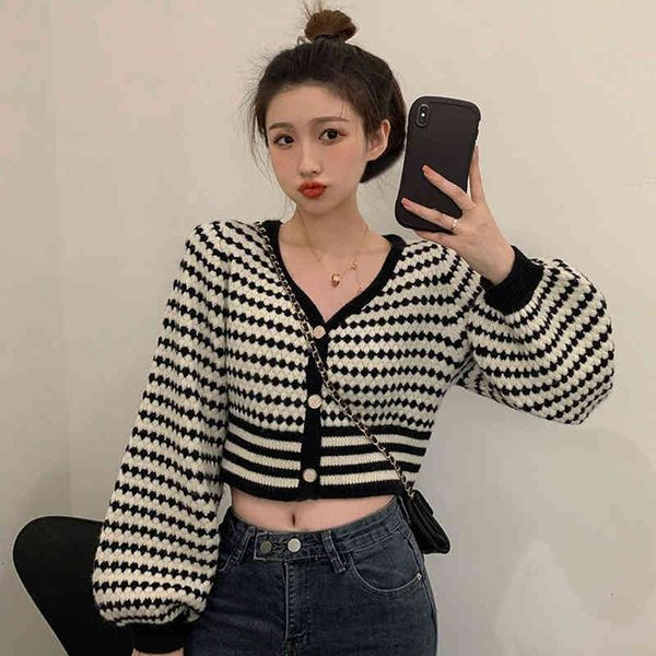 women's sweaters autumn high waist small short sweater women's coat hong kong chic stripe knitted cardigan 6hlr, White;black 
women's sweaters autumn high waist small short sweater women's coat hong kong chic stripe knitted cardigan 6hlr, White;black