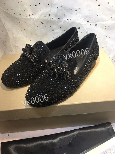 2022 men and women fashion genuine leather slip-on oxfords men business office work formal dress shoes brand designer party wedding flat sho, Black
2022 men and women fashion genuine leather slip-on oxfords men business office work formal dress shoes brand designer party wedding flat sho, Black