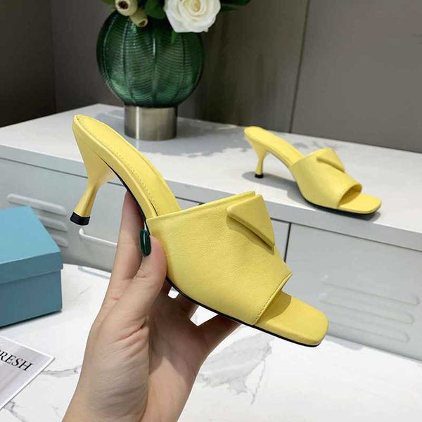 casual shoes designers inverted triangle s sandals womens slippers patent leather high heels solid color multicolor herringbone letter flat, Black
casual shoes designers inverted triangle s sandals womens slippers patent leather high heels solid color multicolor herringbone letter flat, Black