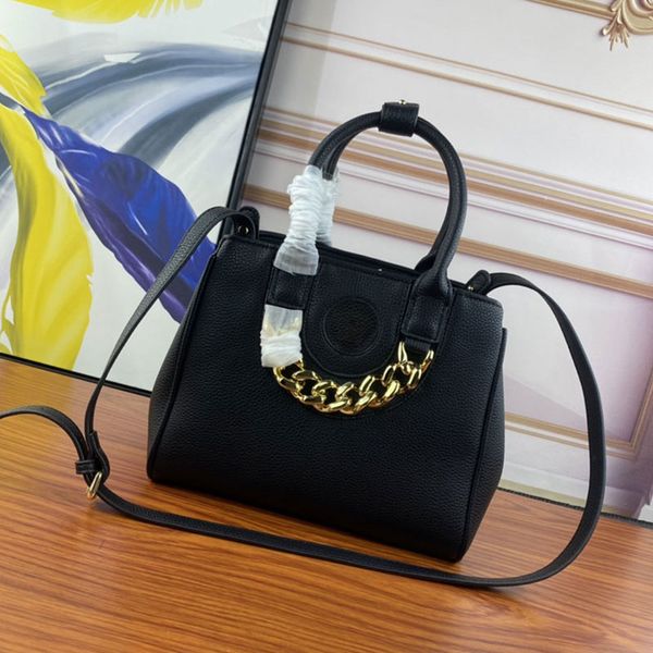 latest handbag women crossbody bag tote shoulder bags gold metal head cowhide genuine leather adjustable strap plain lady handbags
latest handbag women crossbody bag tote shoulder bags gold metal head cowhide genuine leather adjustable strap plain lady handbags
