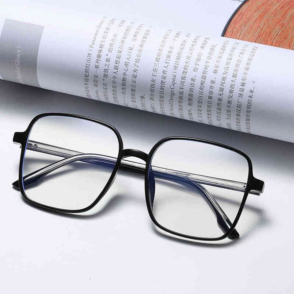 sunglasses 2022 fashion large frame ins street shooting anti blu ray glasses female plugin flat lens student myopia, White;black
sunglasses 2022 fashion large frame ins street shooting anti blu ray glasses female plugin flat lens student myopia, White;black