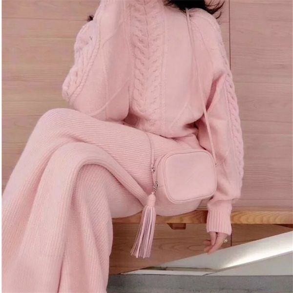 runway womens suit style autumn winter kintted set hemp pattern sweater fashion wide leg pants twopiece suit 220817, White
runway womens suit style autumn winter kintted set hemp pattern sweater fashion wide leg pants twopiece suit 220817, White