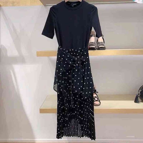 casual dresses 's style in autumn and winter lady flower stitching pleated irregular dress, Black;gray
casual dresses 's style in autumn and winter lady flower stitching pleated irregular dress, Black;gray