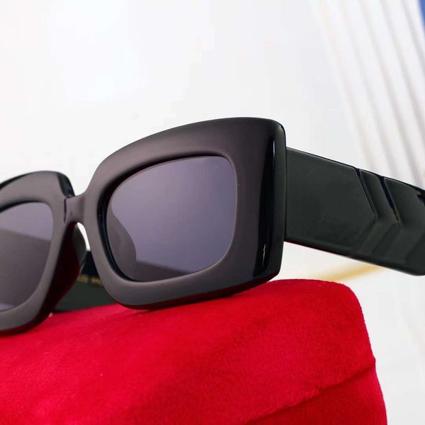 new luxury 0087s 001 black grey rectangle womens sunglasses summer sunglasses man woman fashion glasses retro small square frame design uv40, White;black
new luxury 0087s 001 black grey rectangle womens sunglasses summer sunglasses man woman fashion glasses retro small square frame design uv40, White;black