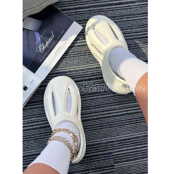 new arrival creative hole shoe summer sandals covered toe ins beach sandals fashion clog garden shoes wholesale, Black
new arrival creative hole shoe summer sandals covered toe ins beach sandals fashion clog garden shoes wholesale, Black