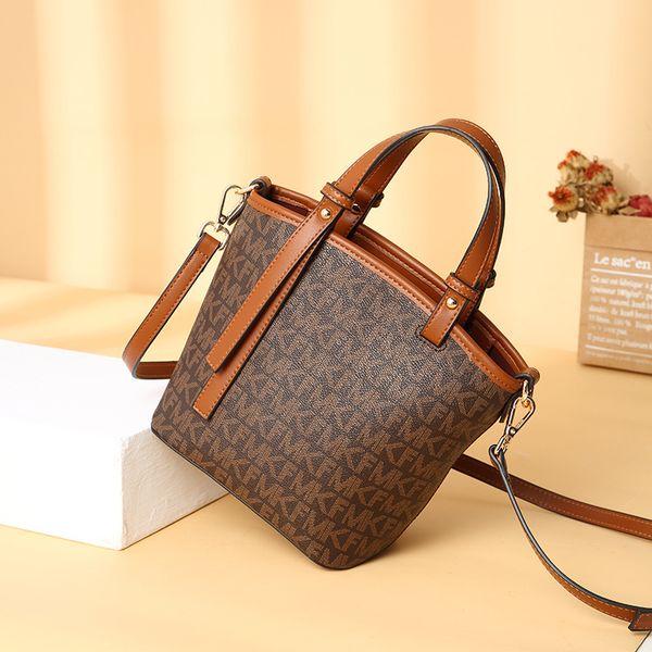 bag female 2022 spring and summer fashion simple portable mini one shoulder messenger small tote bucket bag
bag female 2022 spring and summer fashion simple portable mini one shoulder messenger small tote bucket bag
