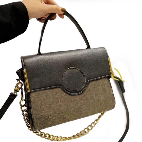 catwalk designer ladies baguette bags luxury classic women chain bag large capacity casual all-match fashion trend urban woman
catwalk designer ladies baguette bags luxury classic women chain bag large capacity casual all-match fashion trend urban woman