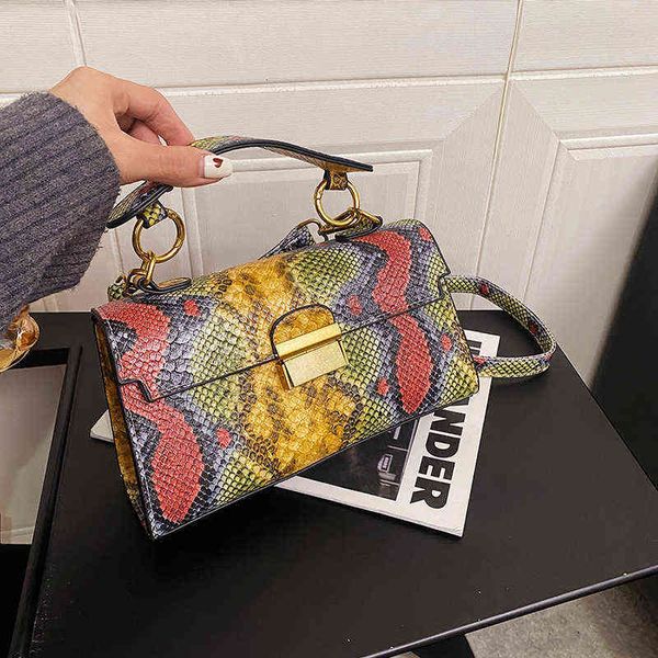 special color snakeskin lock small square bag fashion versatile portable single shoulder menger for women
special color snakeskin lock small square bag fashion versatile portable single shoulder menger for women