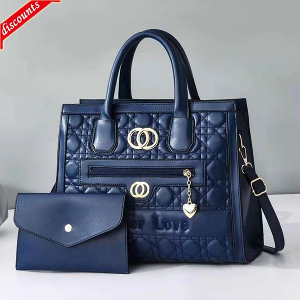 fashion brand trendy ladies bags direct sale embossed 2022 new style women's handbag one shoulder bag women
fashion brand trendy ladies bags direct sale embossed 2022 new style women's handbag one shoulder bag women