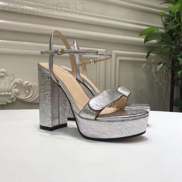 designer sandals designer the latest luxury brand bare clasp foam runners open-toe thick heel sandals, fashionable 10cm casual, Black
designer sandals designer the latest luxury brand bare clasp foam runners open-toe thick heel sandals, fashionable 10cm casual, Black