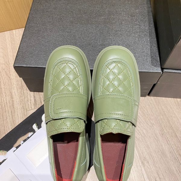 small fragrant wind round toe small leather sandals female spring and autumn british wind one foot loaf, Black
small fragrant wind round toe small leather sandals female spring and autumn british wind one foot loaf, Black