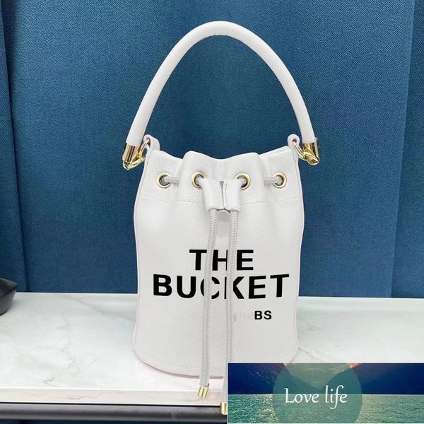 light luxury handbags high-grade bucket bag crossbody bag large capacity shoulder bags
light luxury handbags high-grade bucket bag crossbody bag large capacity shoulder bags