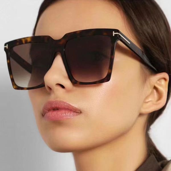 classic sunglasses men or women casual travel uv400 protective glasses fashion designer ford retro square plate full frame ft0996 ladies, White;black
classic sunglasses men or women casual travel uv400 protective glasses fashion designer ford retro square plate full frame ft0996 ladies, White;black