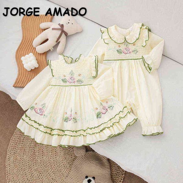 2022 spring family matching sister clothes long sleeves beige lotus romper+princess baby dress twins cute clothes outfits e9189 aa220326, Red;yellow
2022 spring family matching sister clothes long sleeves beige lotus romper+princess baby dress twins cute clothes outfits e9189 aa220326, Red;yellow