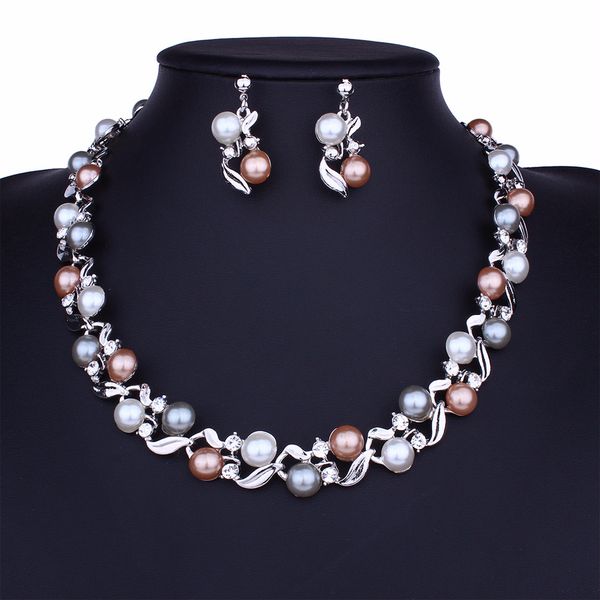colorful pearl necklace earrings jewelry set vintage alloy leaves statement chokers bridal wedding accessories collar party gift, Silver
colorful pearl necklace earrings jewelry set vintage alloy leaves statement chokers bridal wedding accessories collar party gift, Silver