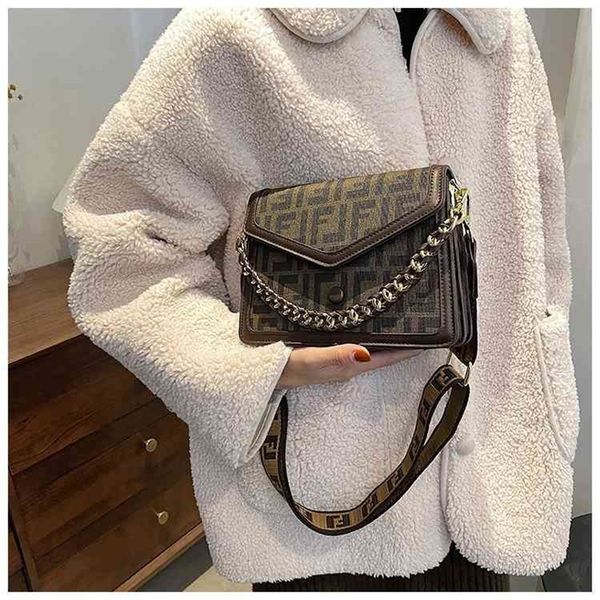 bag simple and fashionable printing single shoulder diagonal texture foreign style small square bag 65% off handbags store sale
bag simple and fashionable printing single shoulder diagonal texture foreign style small square bag 65% off handbags store sale