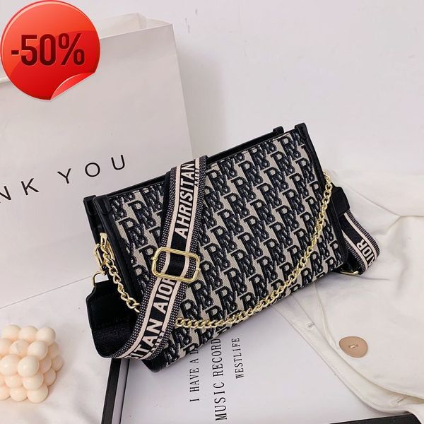 the factory directly net red same 2021 new underarm bag fashion embroidery canvas small msenger bag
the factory directly net red same 2021 new underarm bag fashion embroidery canvas small msenger bag