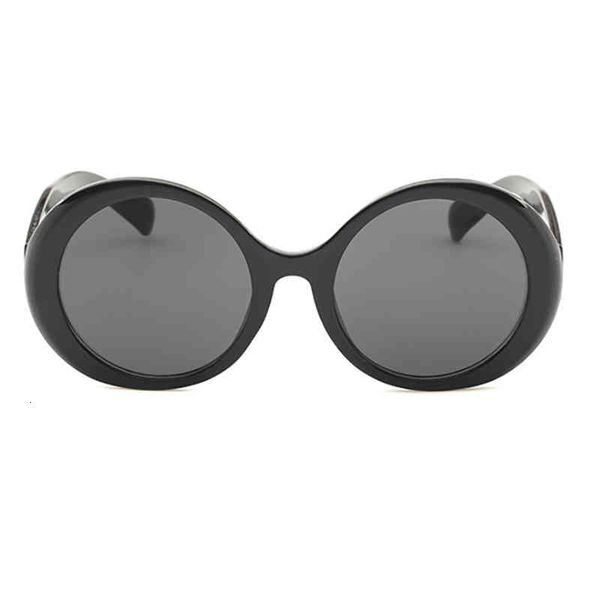 slasses jewelry classic luxury womens sunglasses c embossing on lens design eyewear black whrite round fashion shade sunglasse frames cat ey, White;black
slasses jewelry classic luxury womens sunglasses c embossing on lens design eyewear black whrite round fashion shade sunglasse frames cat ey, White;black