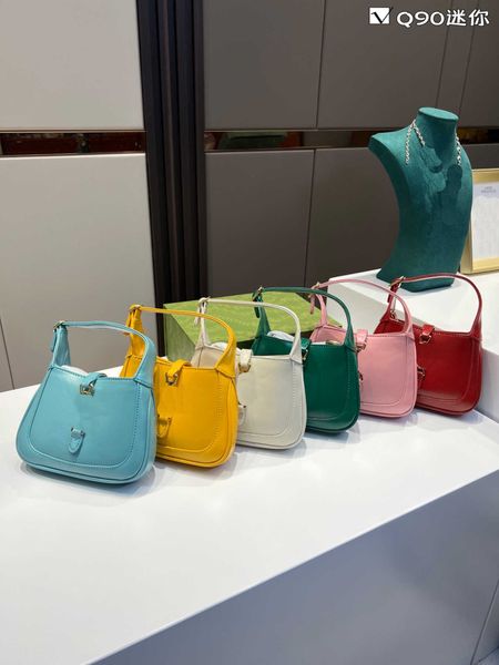 2021 r women's bags new joint presbyopia underarm bag adjustable shoulder strap luxury handbag
2021 r women's bags new joint presbyopia underarm bag adjustable shoulder strap luxury handbag