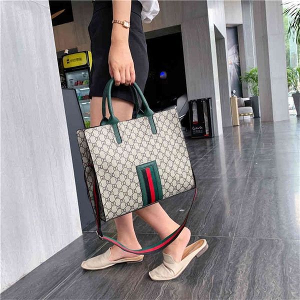 shop online 85% off large capacity foreign style explosion high-grade fashion atmosphere simple one shoulder handbag
shop online 85% off large capacity foreign style explosion high-grade fashion atmosphere simple one shoulder handbag