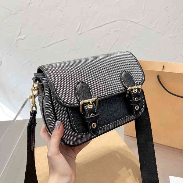 evening bags shoulder bags designer handbags luxury bags women fashion herbag color matching crossbody messenger bags female purses 220801
evening bags shoulder bags designer handbags luxury bags women fashion herbag color matching crossbody messenger bags female purses 220801