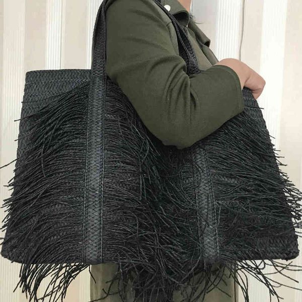 tassel straw woven women handbags large capacity tote bags for women handmade shoulder bag bohemia beach 's ba 220705
tassel straw woven women handbags large capacity tote bags for women handmade shoulder bag bohemia beach 's ba 220705