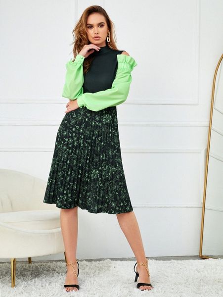 x aiymy colorblock cut out floral print pleated hem mock neck dress c1f2#, Black;gray
x aiymy colorblock cut out floral print pleated hem mock neck dress c1f2#, Black;gray