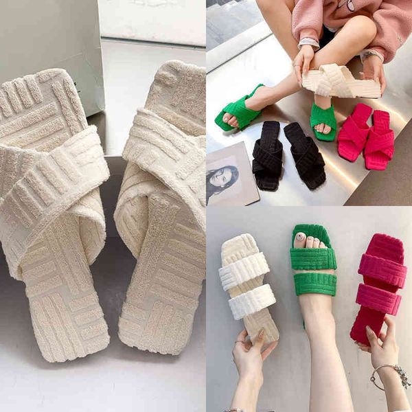 slippers winter women furry soft plush cross shoes indoor ladies platform sandalias open toe fluffy house slides large size35~42 220301, Black
slippers winter women furry soft plush cross shoes indoor ladies platform sandalias open toe fluffy house slides large size35~42 220301, Black